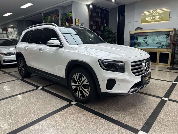 2024 Mercedes-Benz GLB 2024 facelift GLB 220 dynamic version