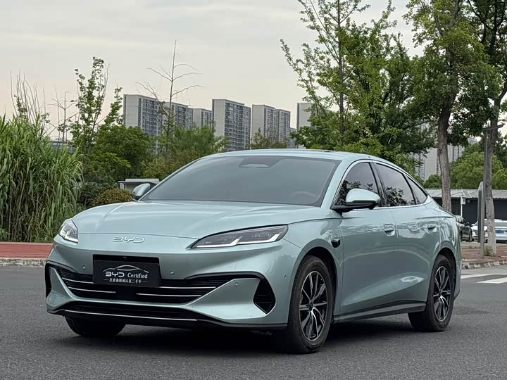 2025 Seal 06 2025 DM-i Smart Driving Edition 120KM Exclusive Type