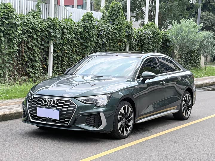 Audi A3 2024 A3L Limousine 35 TFSI Fashionable and Sporty