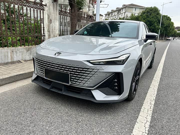 2022 Changan UNI-V 2022 1.5T premium model