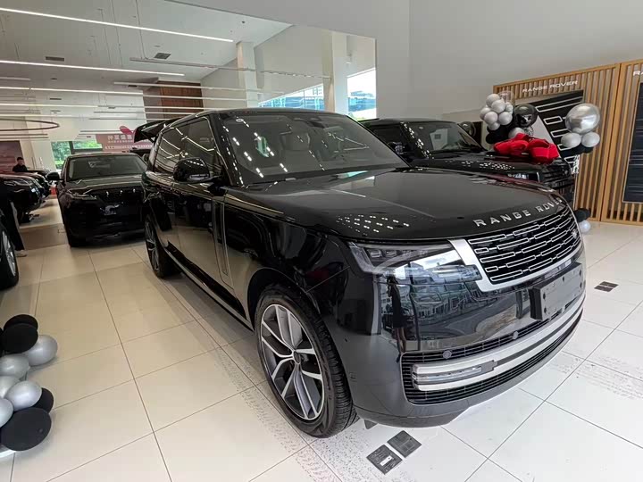 Range Rover 2026 3.0 L6 400PS HSE long axis version