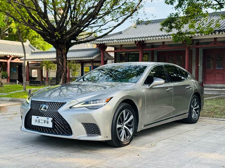 Lexus LS 2021 500h Excellence Edition