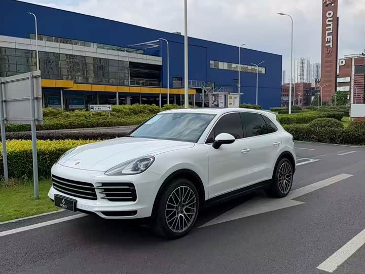 2022 Cayenne 2019 Cayenne 3.0T