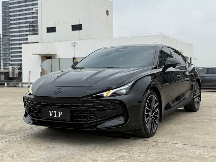 2025 MG7 2025 model 2.0T 405 AT luxury version