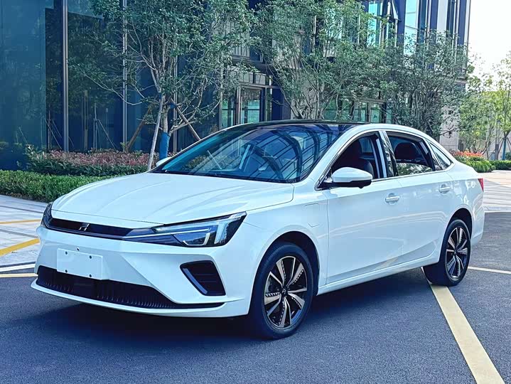 Rising Auto ER6 2021 Model New Dynamic Edition 620km Intelligent Driving Edition