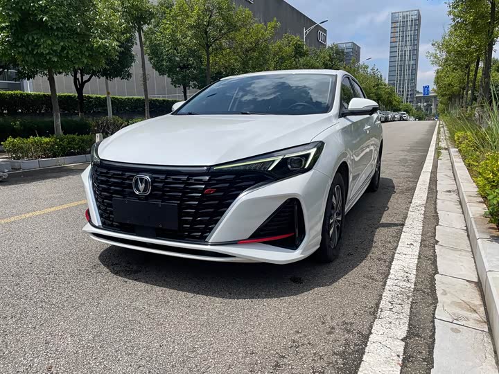 EADO 2022 PLUS Blue Whale NE 1.4T GDI DCT Premium Edition