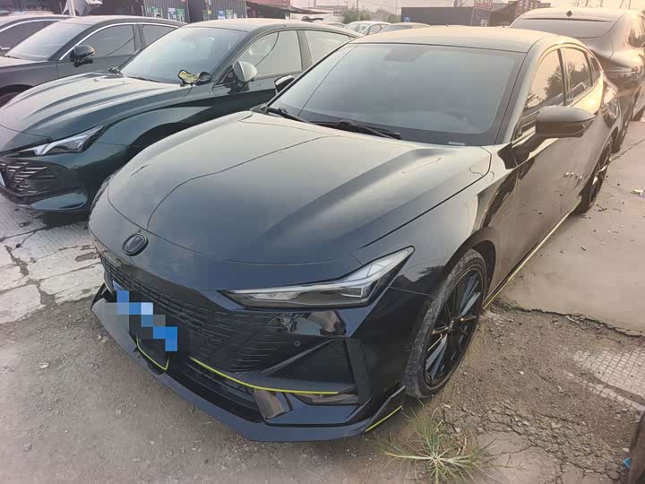 Changan UNI-V 2022 1.5T sports version