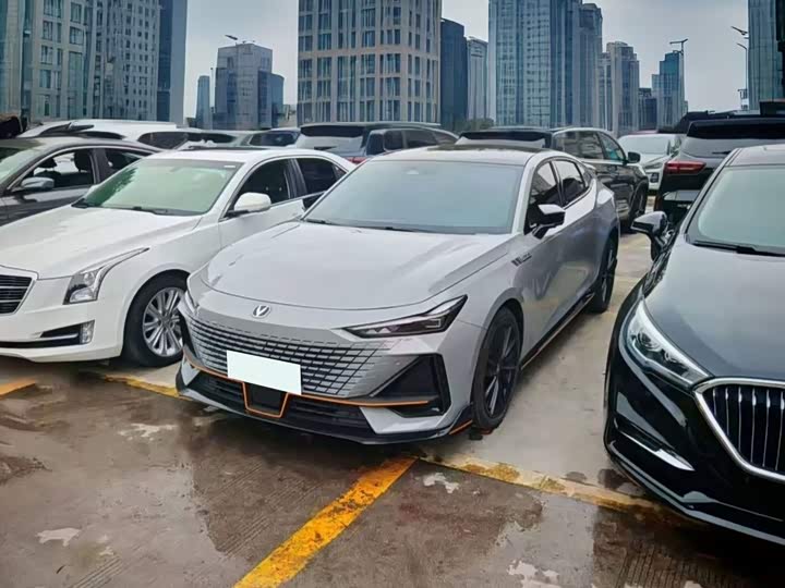 Changan UNI-V 2022 1.5T sports version