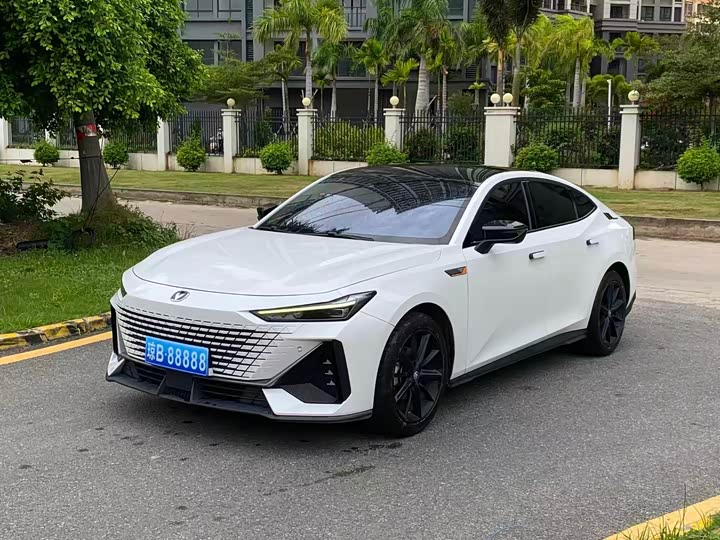 Changan UNI-V 2023 1.5T premium model