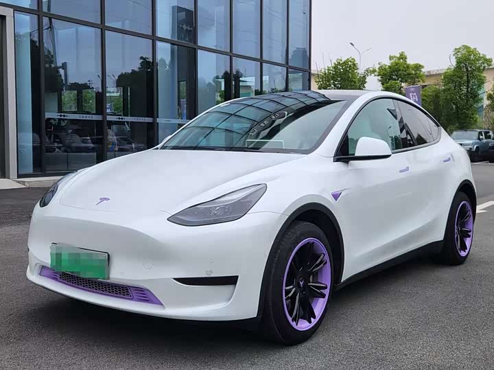 2024 Model Y 2023 rear-wheel drive version