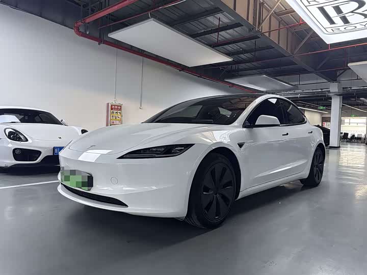 2024 Model 3 2023 rear-wheel drive version
