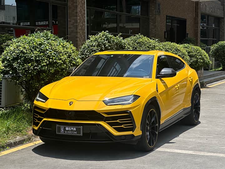 Urus SE 2026 4.0T Standard Edition