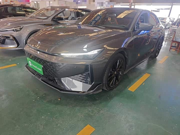 Changan UNI-V 2024 1.5T noble sports model