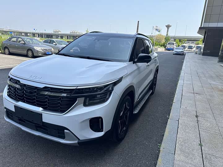Sethus 2023 1.5L CVT Premium Edition