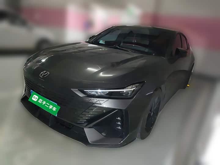 Changan UNI-V 2022 1.5T premium model