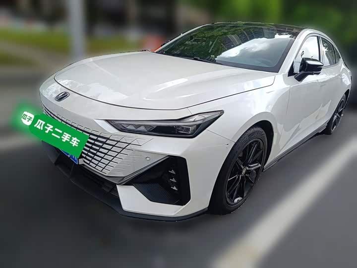 Changan UNI-V 2023 1.5T premium model