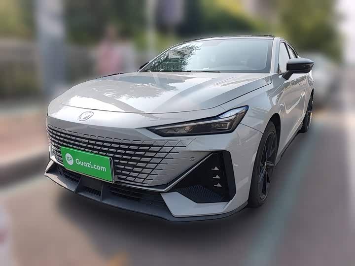 Changan UNI-V 2022 1.5T premium model
