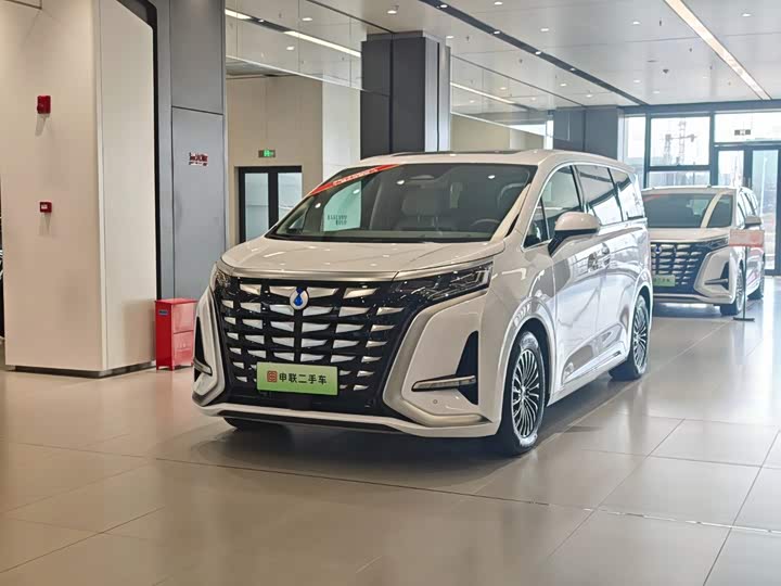 Denza D9 2022 DM-i 970 four-wheel drive flagship model