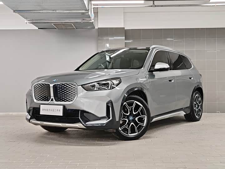 2024 BMW iX1 2023 xDrive30L X Design Package