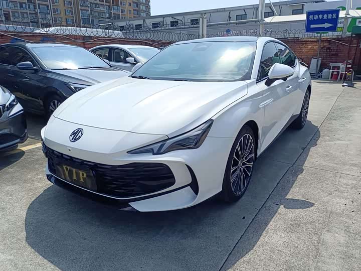 MG7 2025 2.0T 405 AT luxury version