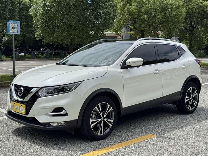 Qashqai 2022 2.0L CVT XV Prem Deluxe Edition