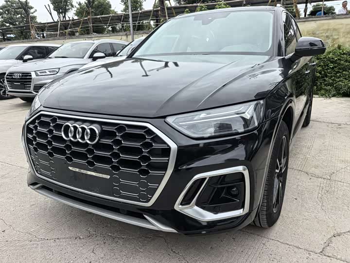 2024 Audi Q5L 2024 40 TFSI luxury and elegant model