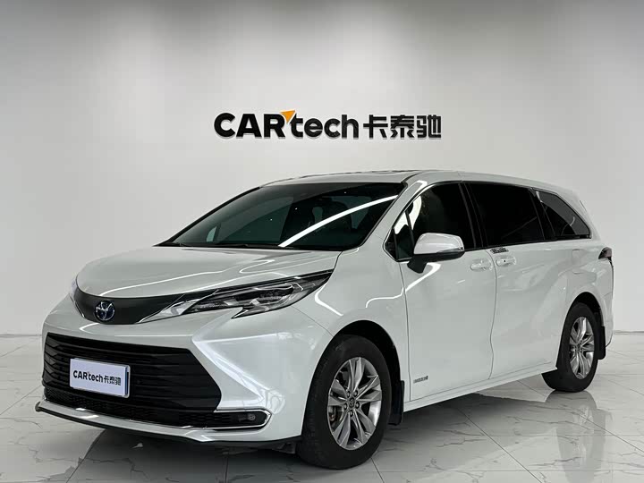 SIENNA 2023 2.5L Hybrid Comfort Edition