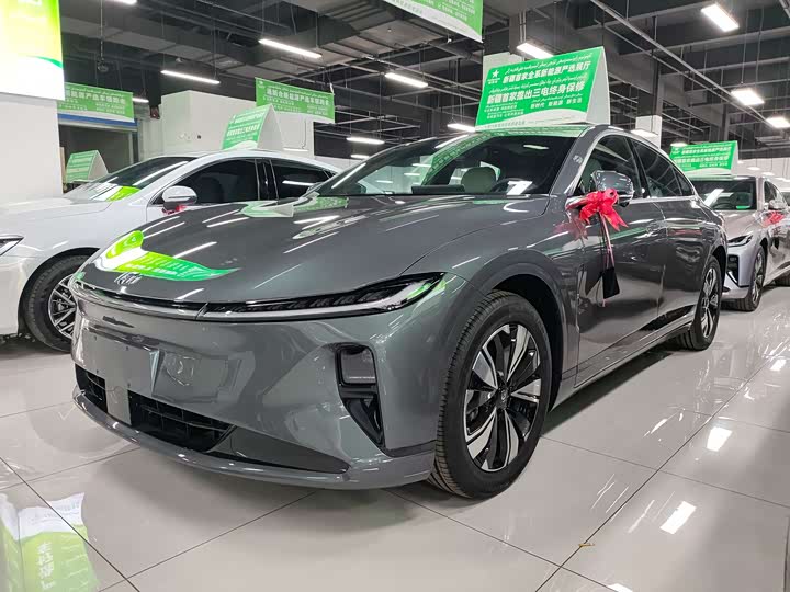 2025 Changan Qiyuan A07 2025 Blue Whale extended range version 140 elite type
