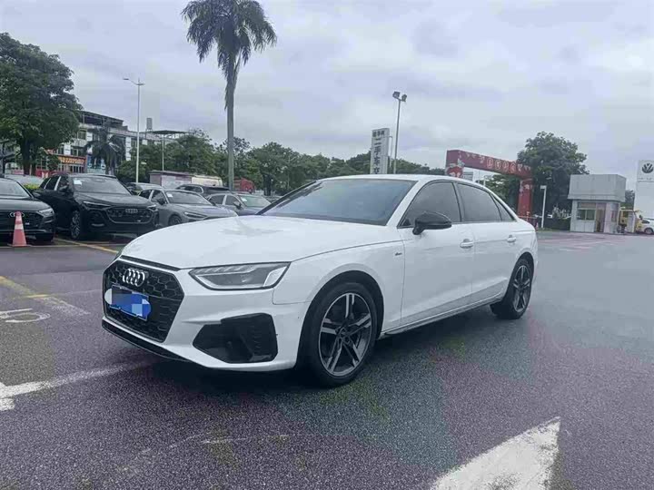 2023 Audi A4L 2022 40 TFSI luxury and dynamic model