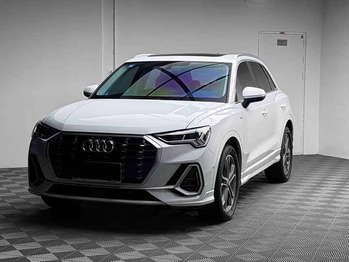2022 Audi Q3 2022 40 TFSI Fashion Dynamic Edition