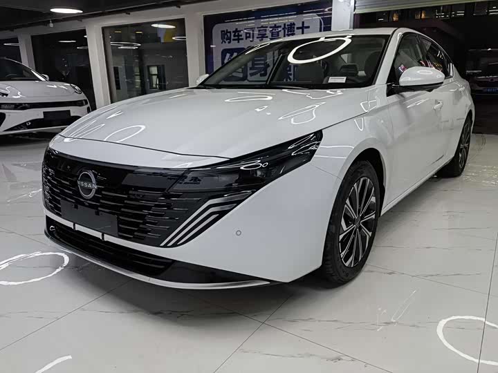 Teana 2026 Hongmeng Cockpit 2.0L Intelligent Super Comfort Edition
