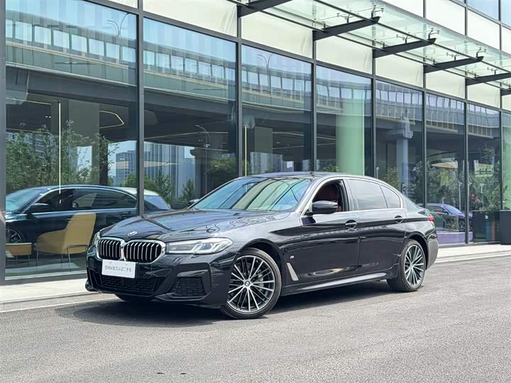 2024 BMW 5 Series 2023 model 530Li leading model M sports package