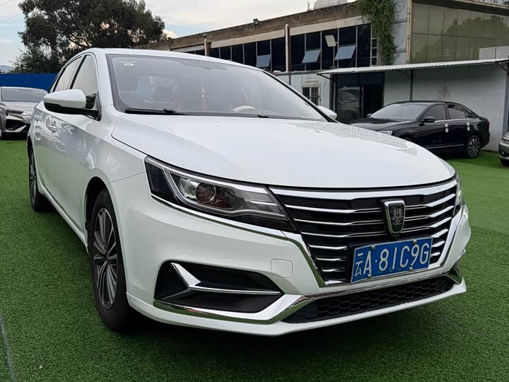 Roewe i6 Classic 2020 PLUS 20T TST Internet Honor Smart Edition