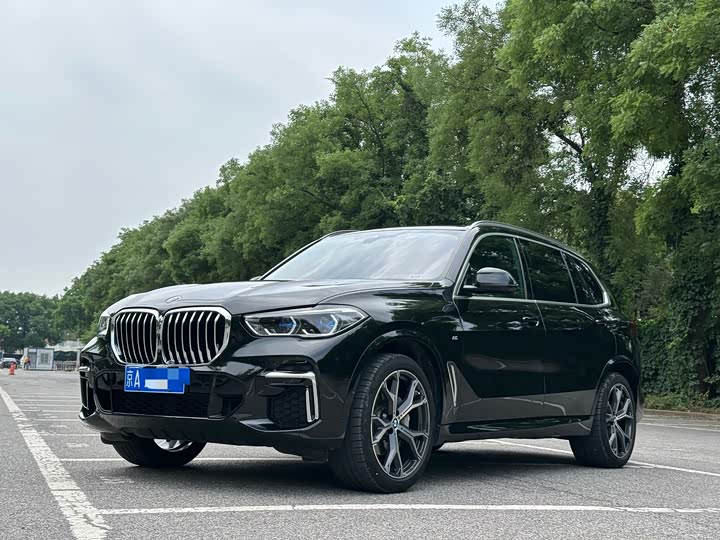2023 BMW X5 2022 facelift xDrive 40Li M sports package