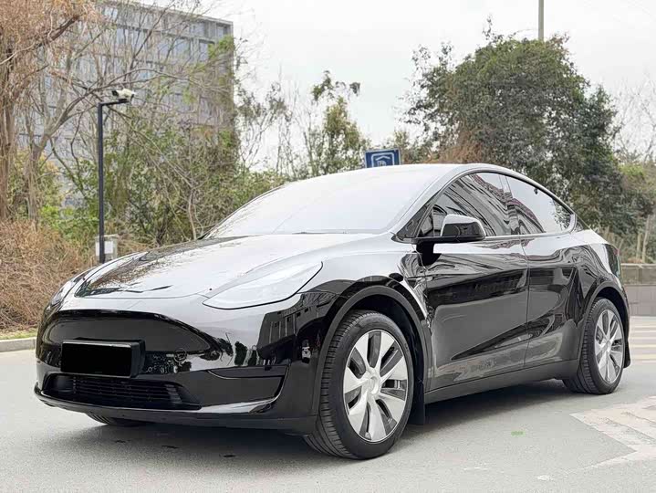 Model Y 2022 Model Edition