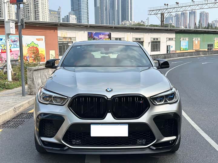 2023 BMW X6 M 2022 X6 M