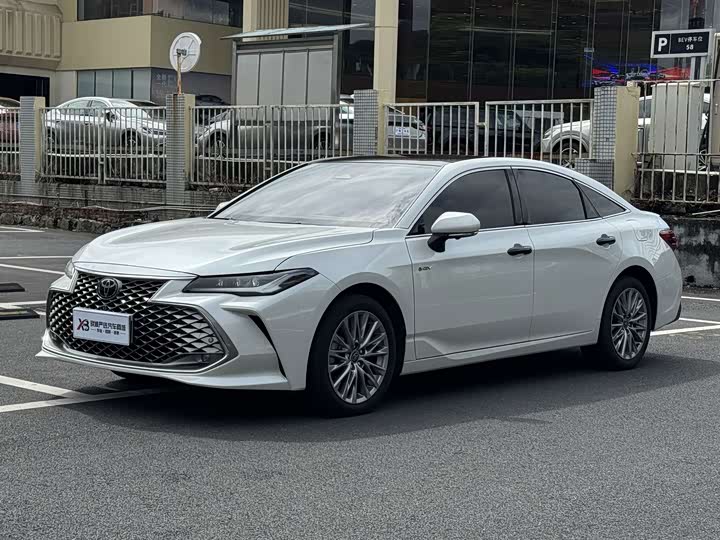 2024 Model 2.5L XLEPremium Edition