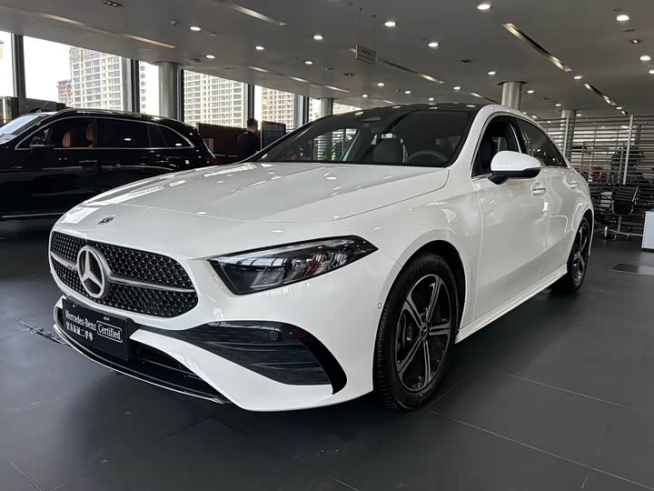 2024 Mercedes-Benz A-Class 2024 Facelift A 200 L Fashion