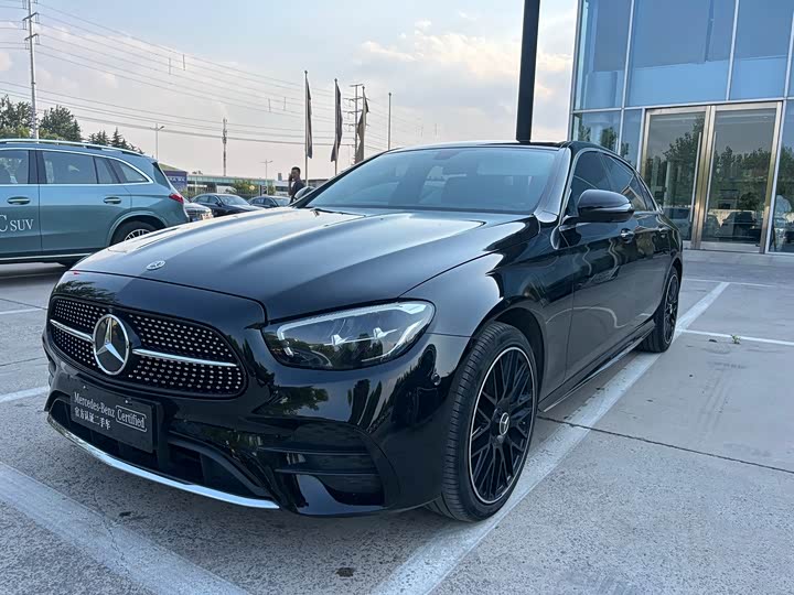 2022 Mercedes-Benz E-Class 2022 Facelift II E 300 L Sport Fashion