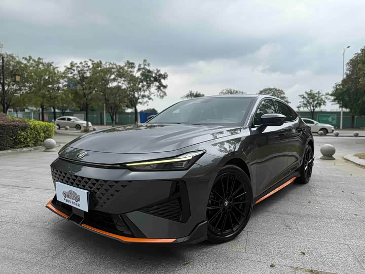 UNI-V 2024 Model 1.5T Premium Version