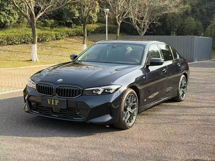 2025 BMW 3 Series 2025 330Li M Sports Night Package