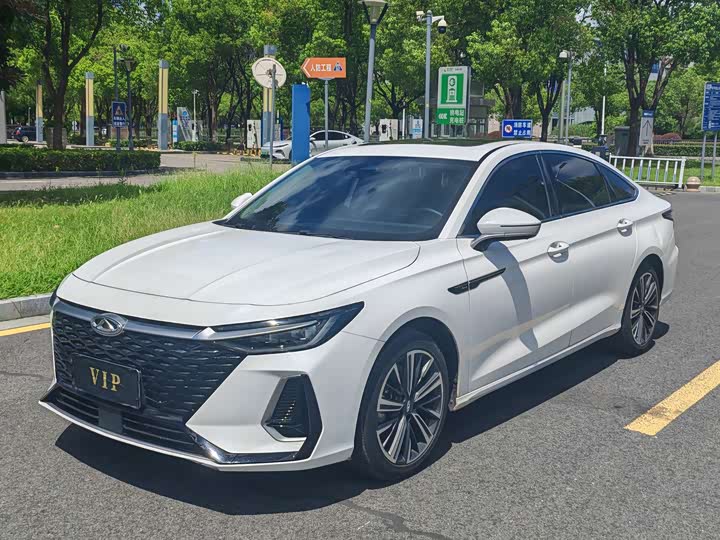 8 2023 Model 1.6T DCT
