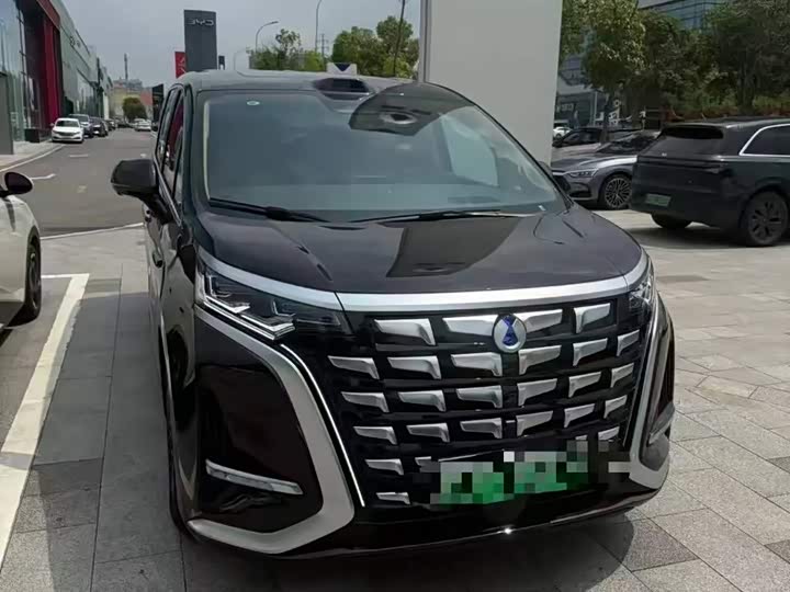 D9 2025 Model DM-i Smart Drive Edition 1020 AWD Version