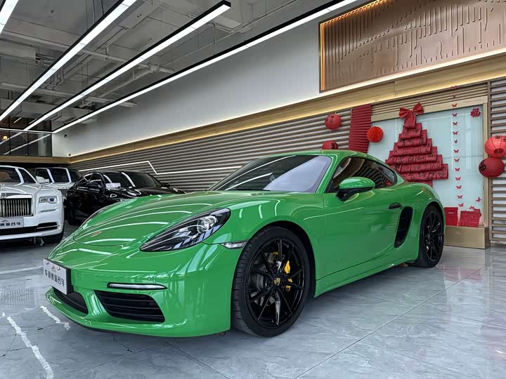 2023 Porsche 718 2022 Cayman 2.0T
