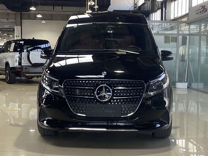 2025 Mercedes-Benz V-Class 2024 V 300 L Long Wheelbase Luxury Edition
