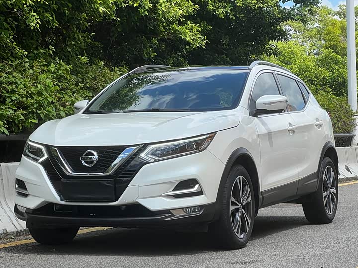 Model 2.0L CVT XV PremLuxury Edition