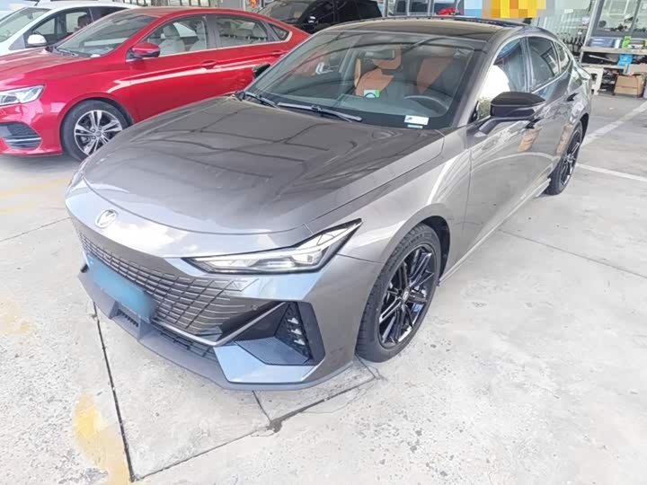 UNI-V 2022 Model 1.5T Premium Version