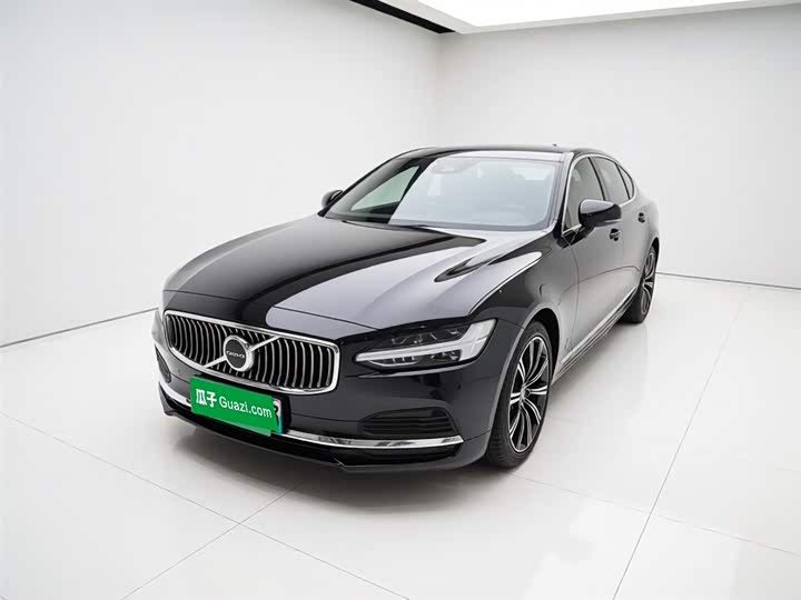 2021 2021 Volvo S90 Recharge T8 Inscription