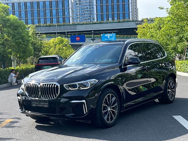 2023 BMW X5 2022 xDrive 30Li Exclusive M Sports Package
