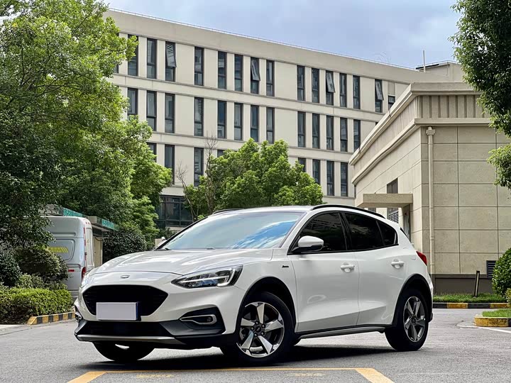 Active 2021 Model EcoBoost 180 Version